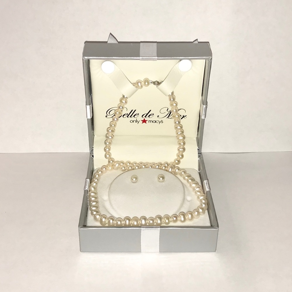 Freshwater Pearl (5mm) Necklace and Earring Set